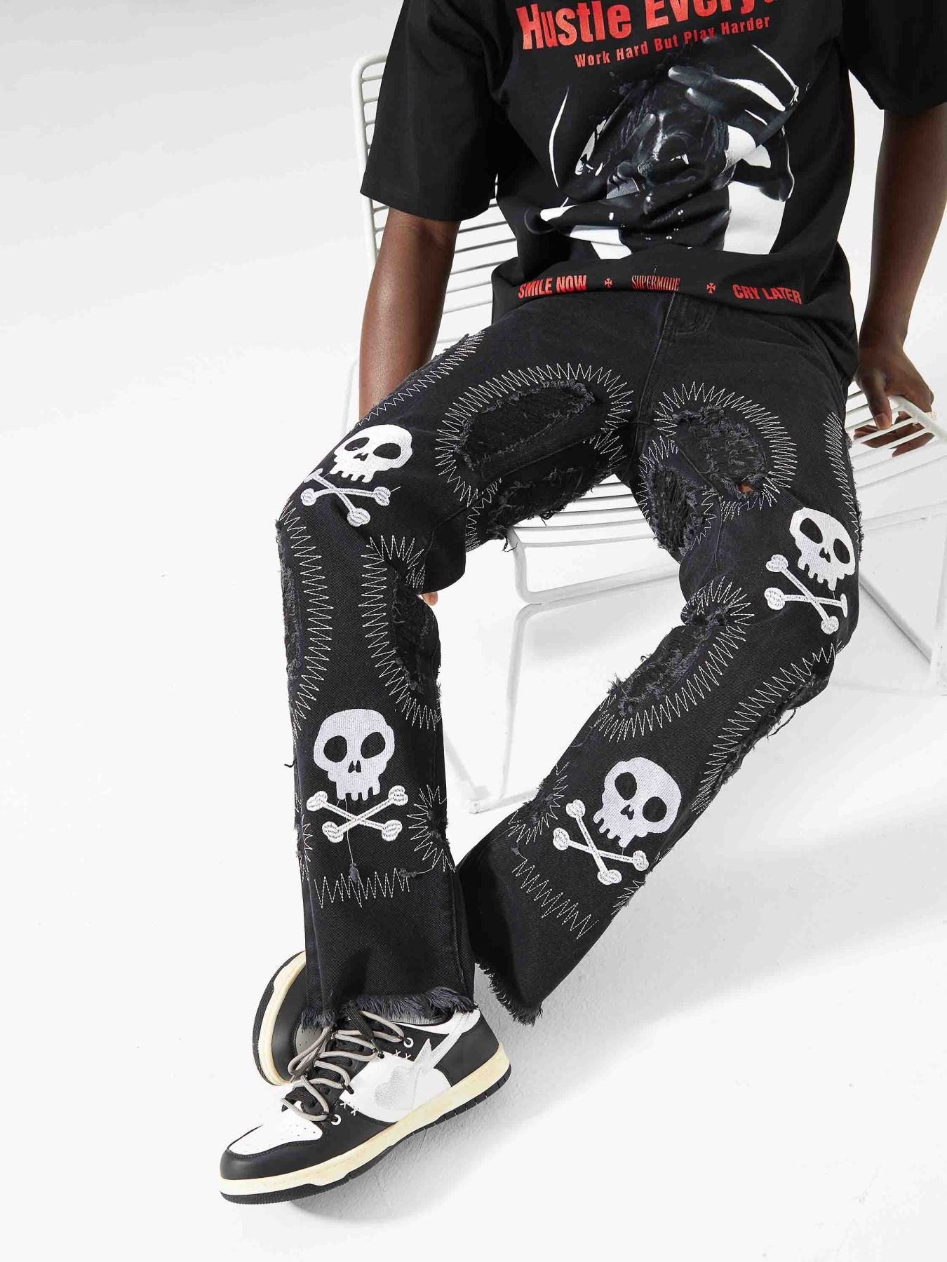 Skull Embroidery Jeans
